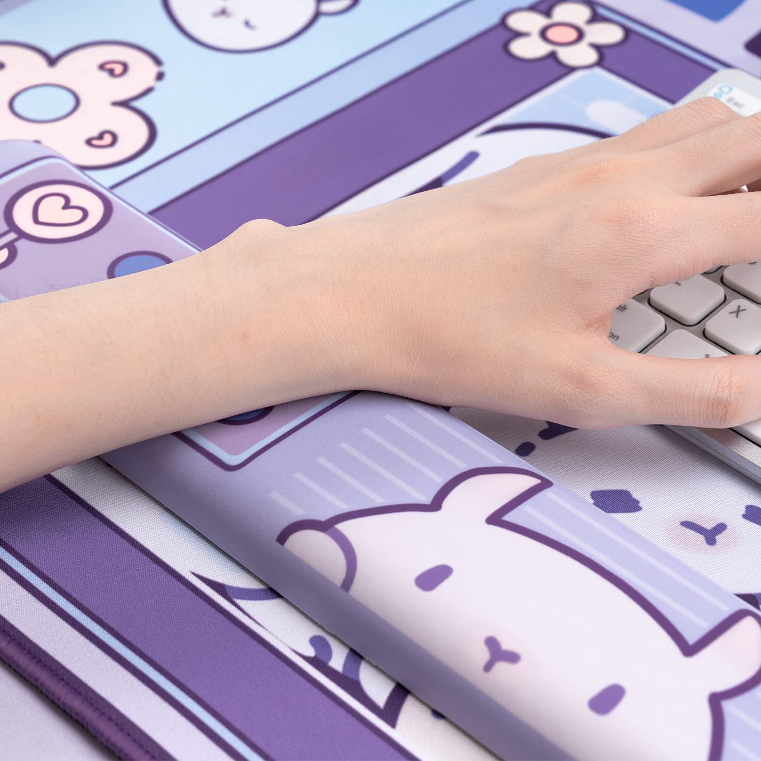 Large Kawaii Gaming Mouse Pad  - огляд і ціна Tradescantia Purple